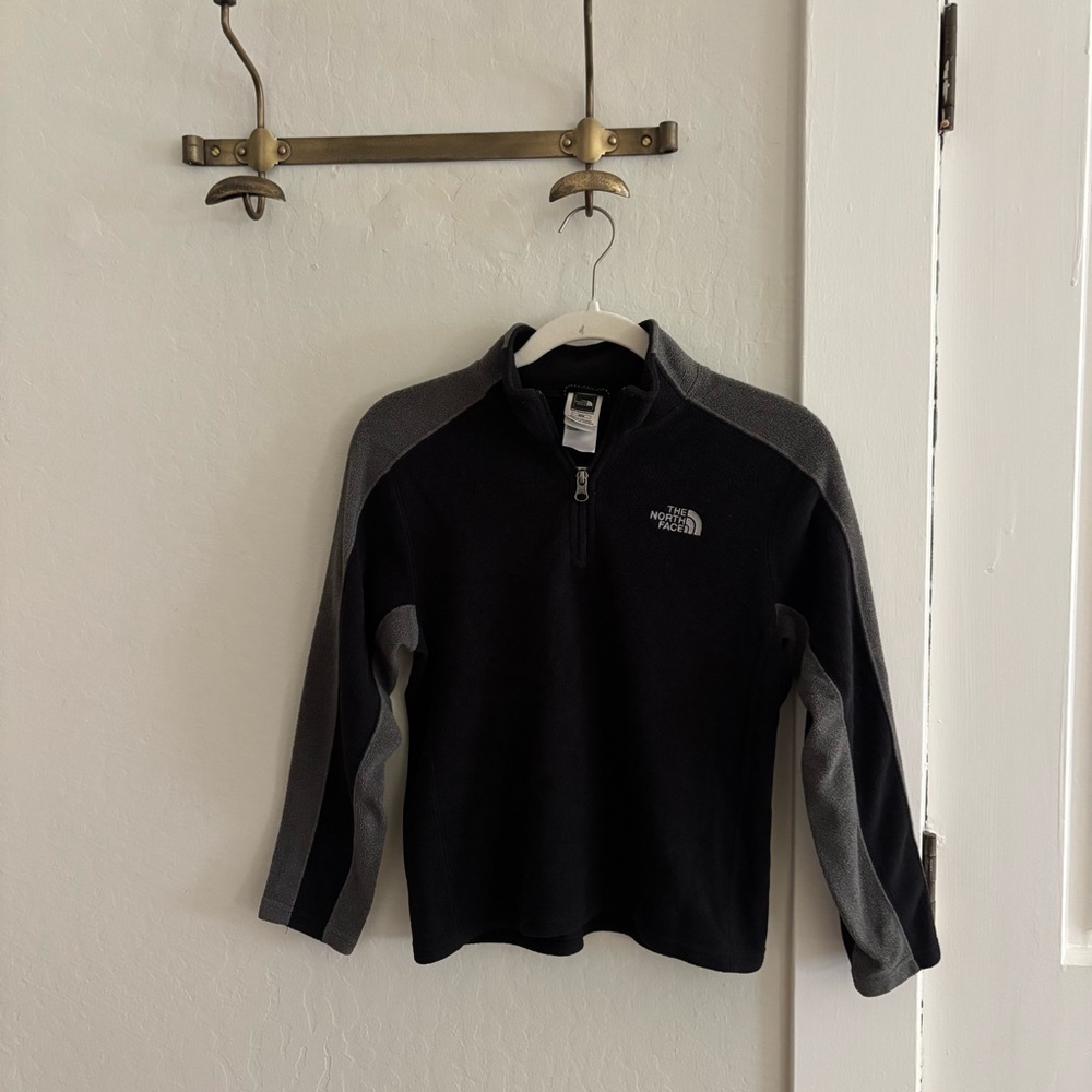 The north face fleece 1/4 zip up jacket